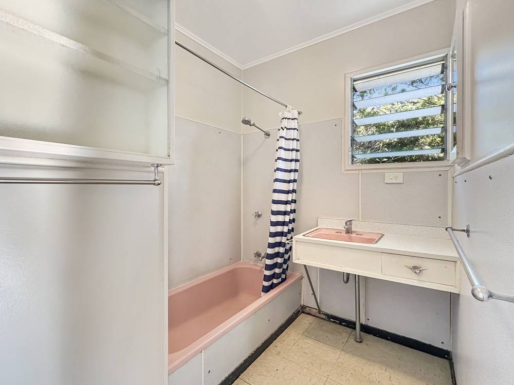 36 Marine Pde, Arcadia, QLD 4819