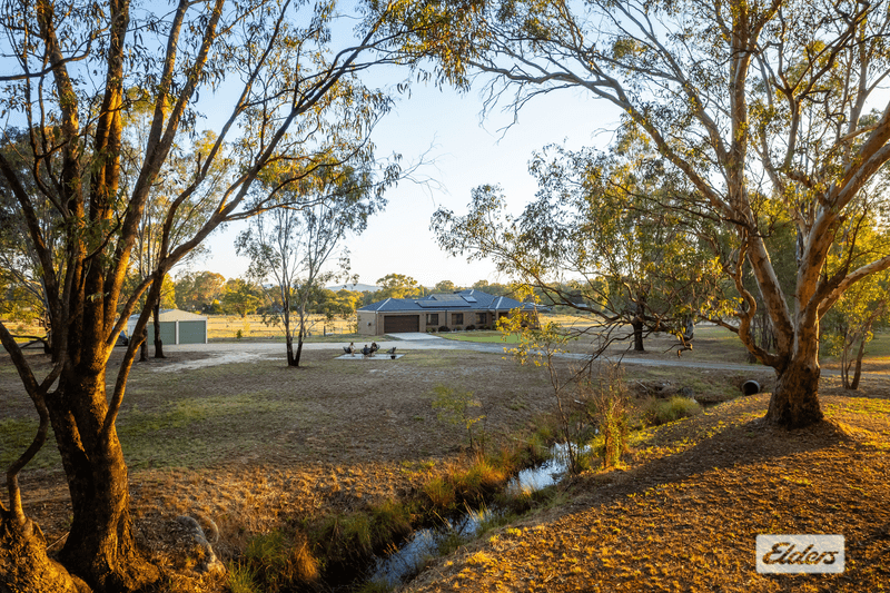 24 Bridge Street, Chiltern, VIC 3683