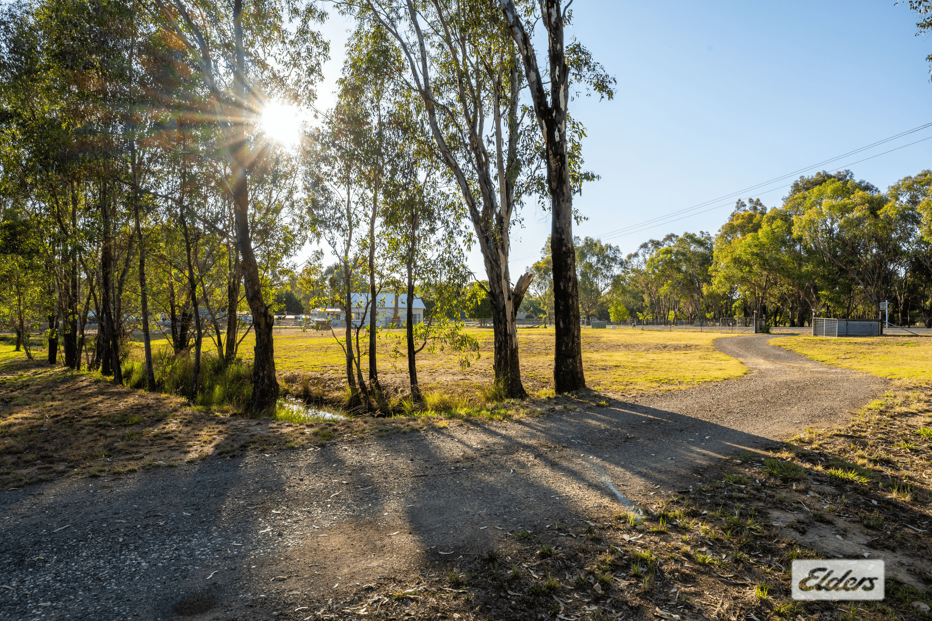 24 Bridge Street, Chiltern, VIC 3683