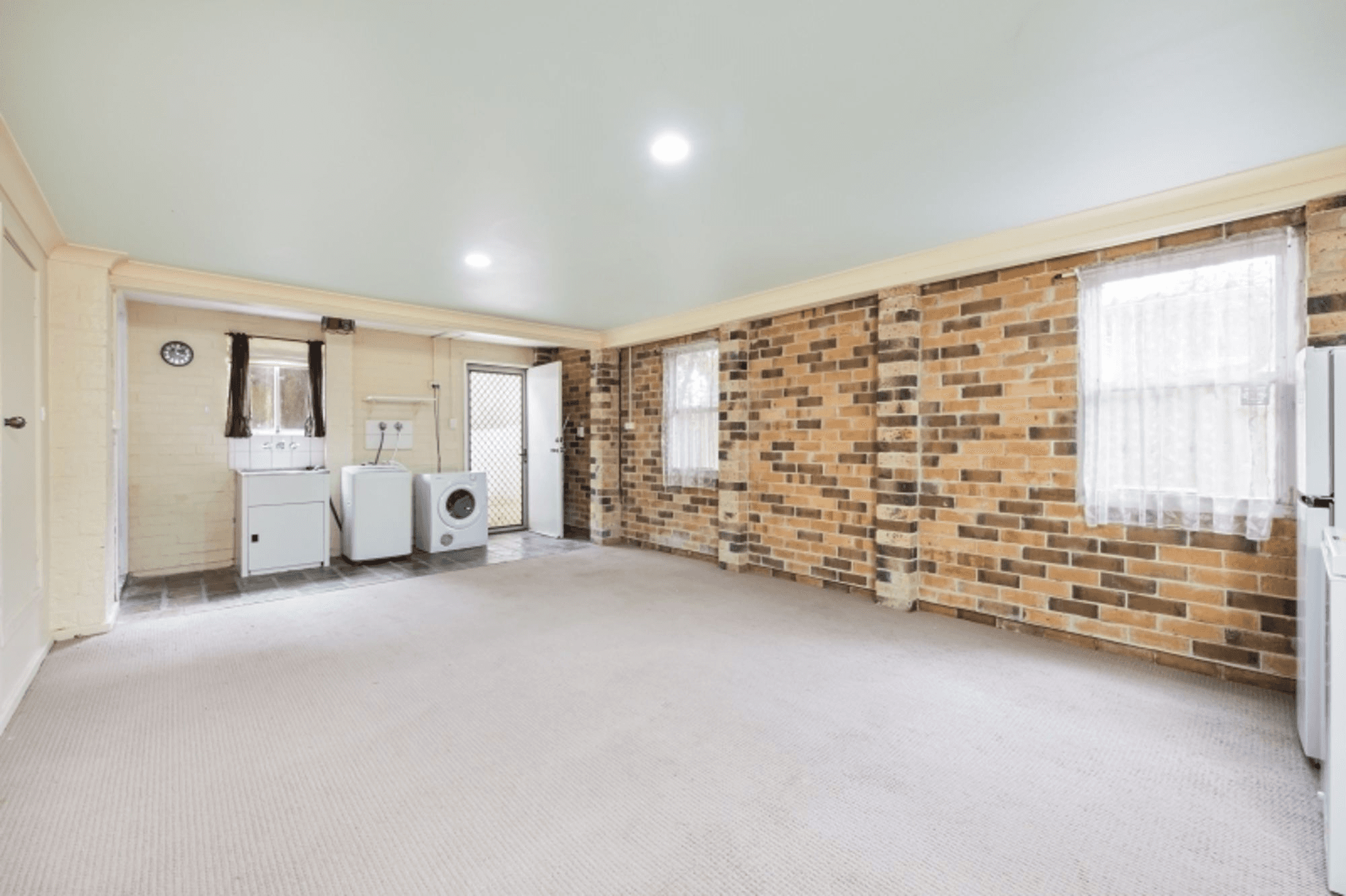 8 Fourth Street, SEAHAMPTON, NSW 2286