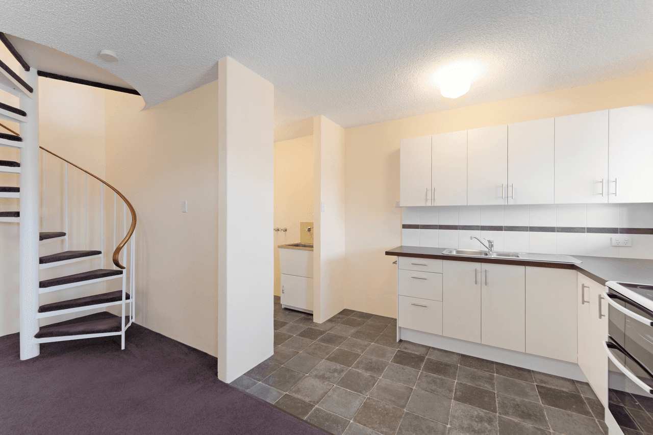 10/390 Hector Street, YOKINE, WA 6060