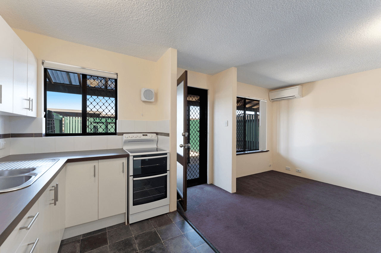 10/390 Hector Street, YOKINE, WA 6060