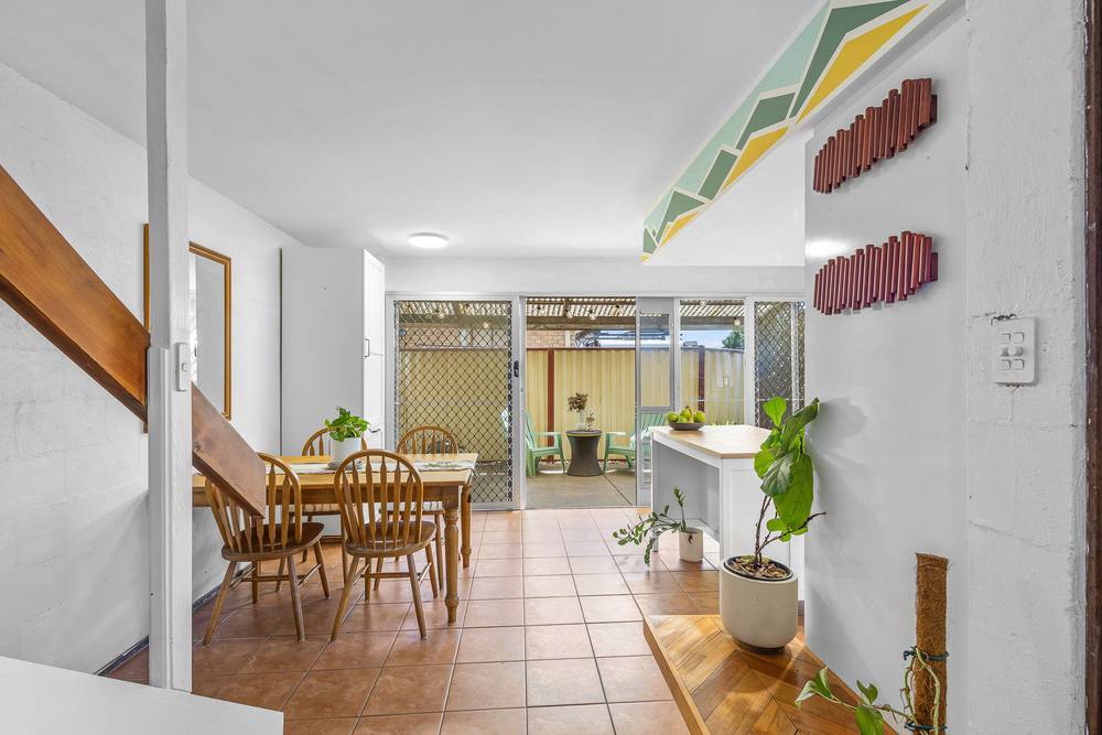 1/21 Pangarinda Place, MOOLOOLABA, QLD 4557