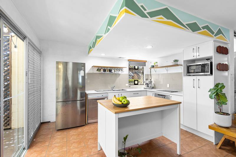 1/21 Pangarinda Place, MOOLOOLABA, QLD 4557