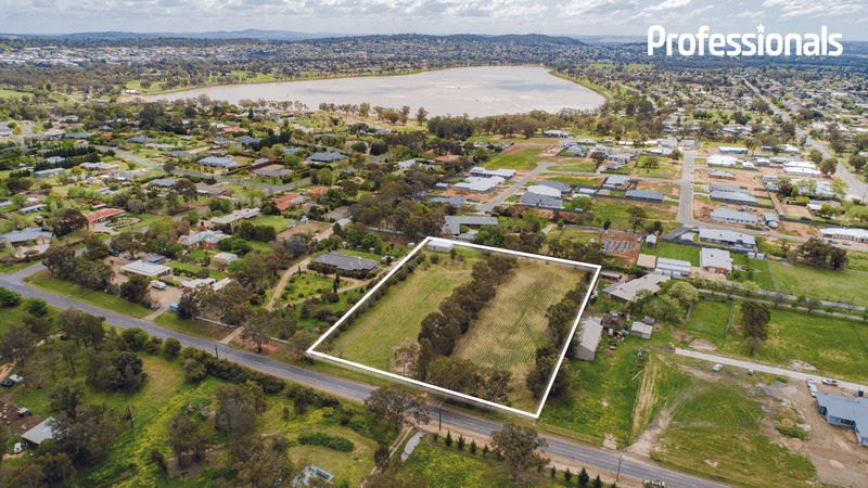 Prince Place, Lake Albert, NSW 2650