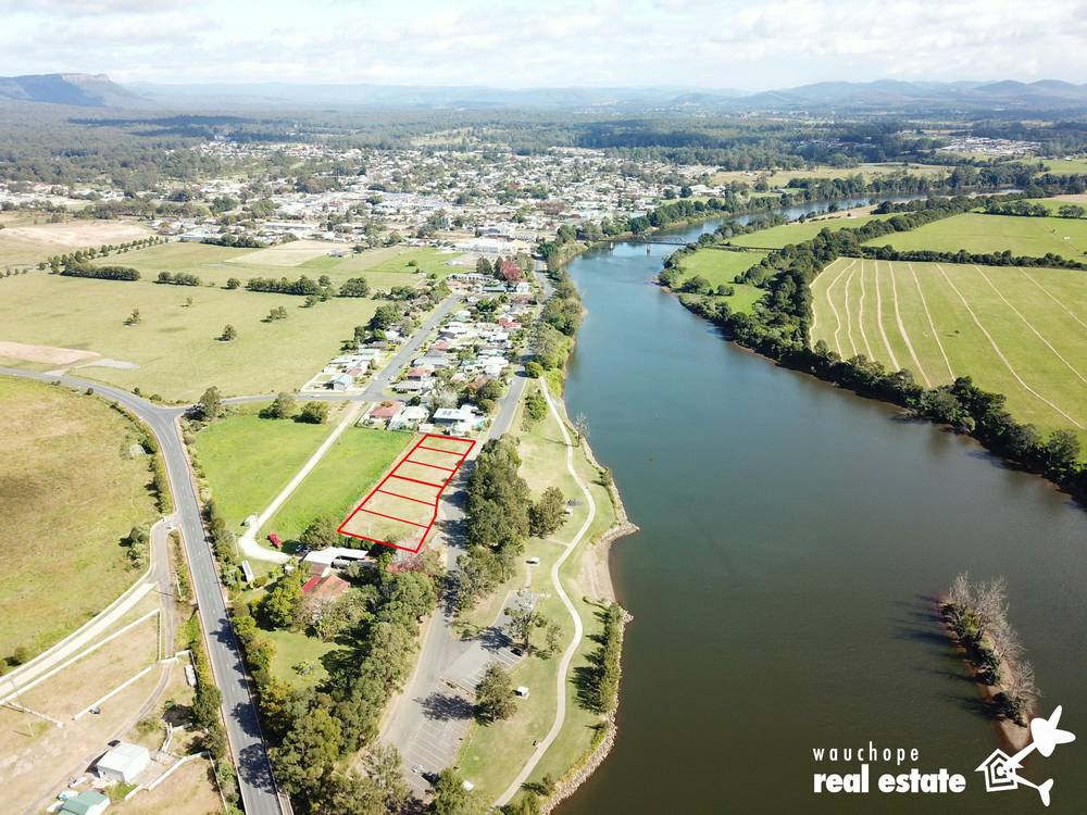 1 Rocks Ferry Road, WAUCHOPE, NSW 2446
