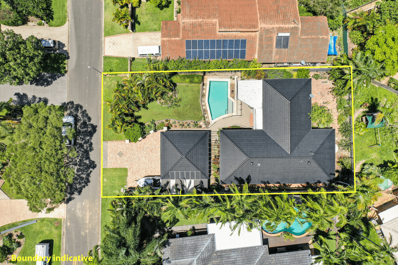 6 Princeville Court, ROBINA, QLD 4226