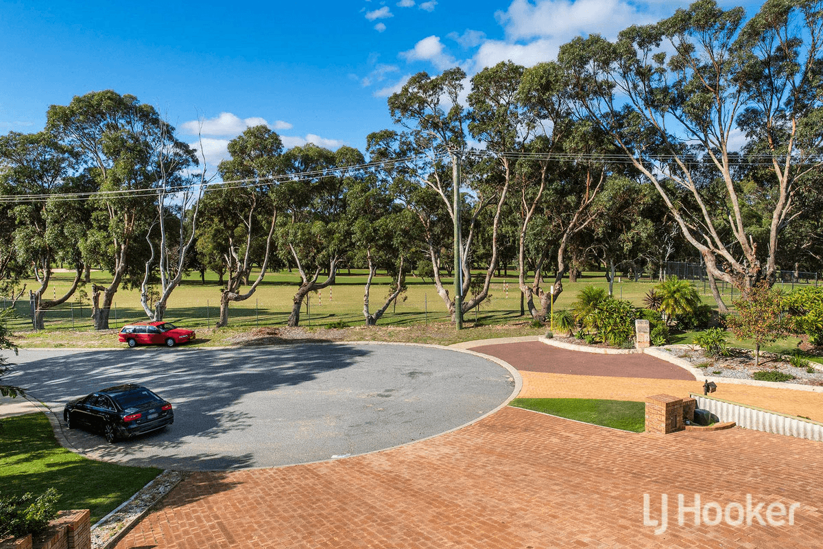 5 Kilkenny Gardens, HALLS HEAD, WA 6210