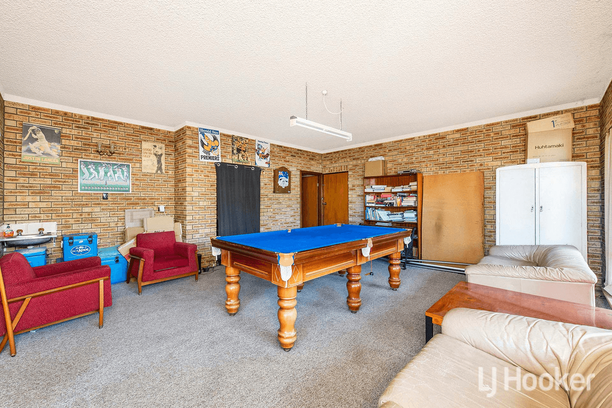 5 Kilkenny Gardens, HALLS HEAD, WA 6210