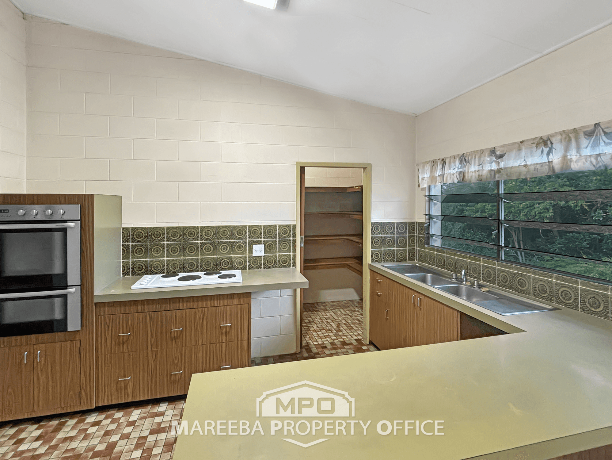 8 Jamieson Street, MAREEBA, QLD 4880