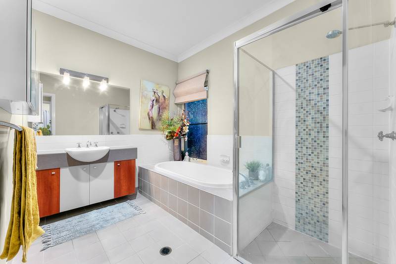 9 Douglas Circuit, NORTH LAKES, QLD 4509