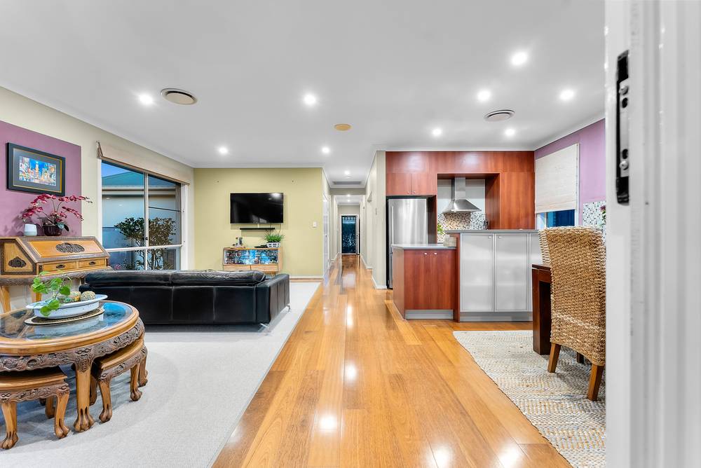 9 Douglas Circuit, NORTH LAKES, QLD 4509