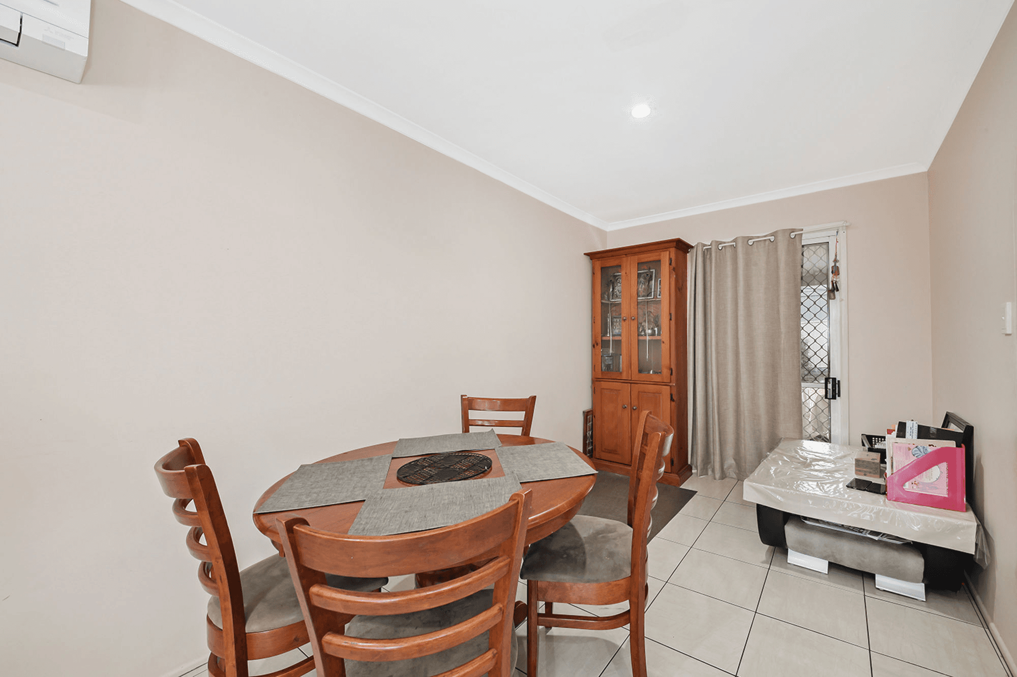 10 Dampier Court, BORONIA HEIGHTS, QLD 4124