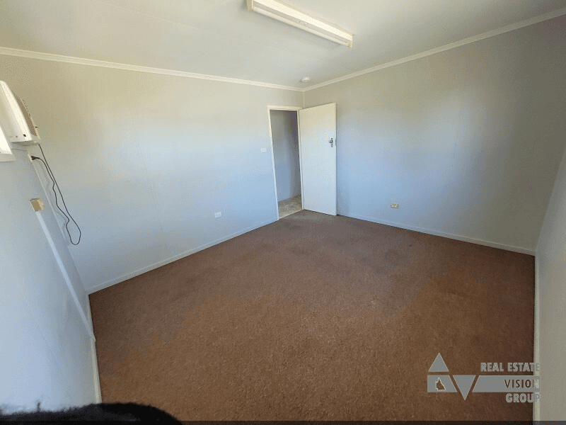 39 Fay St, Blackwater, QLD 4717