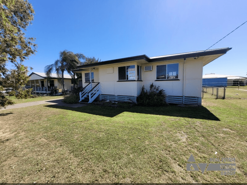 39 Fay St, Blackwater, QLD 4717