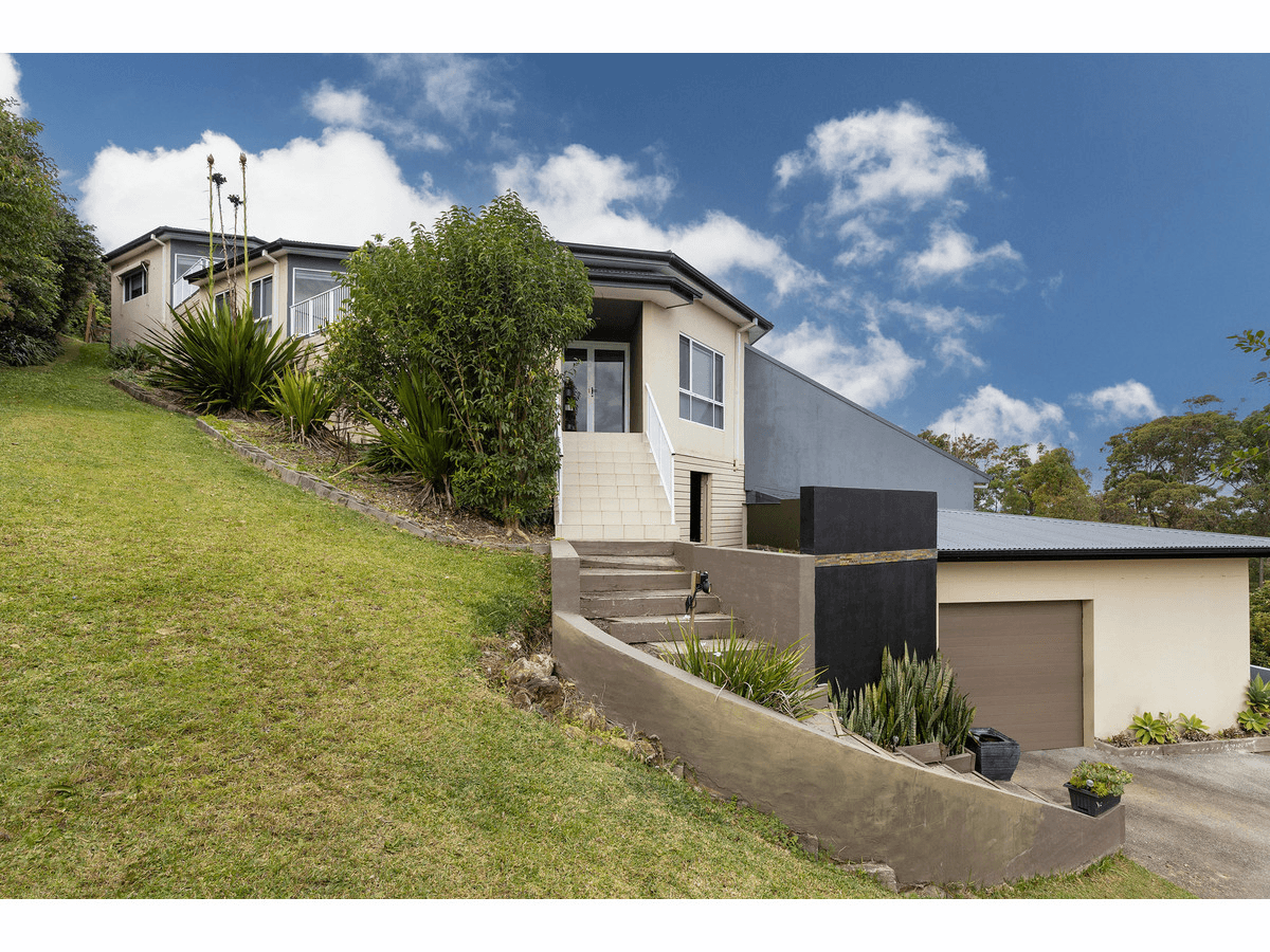 8 The Bridle Path, TALLWOODS VILLAGE, NSW 2430