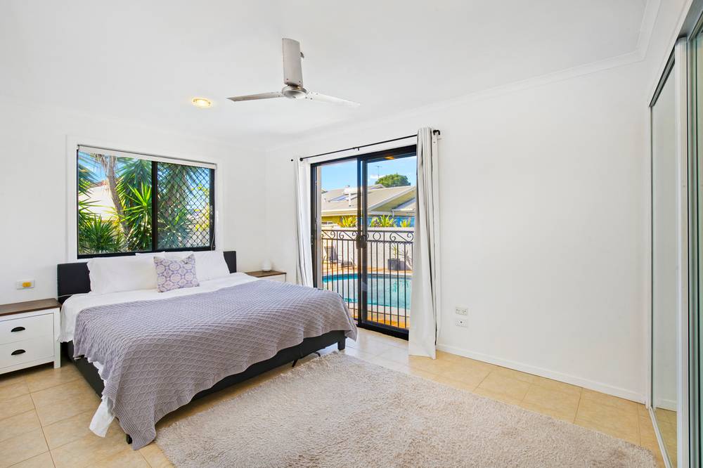 41 Kalimna Drive, BROADBEACH WATERS, QLD 4218