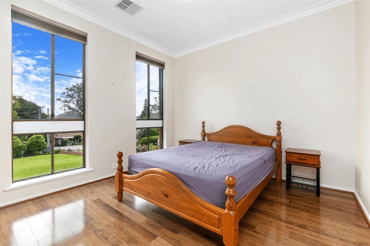 5 Robert Road, Kalamunda, WA 6076