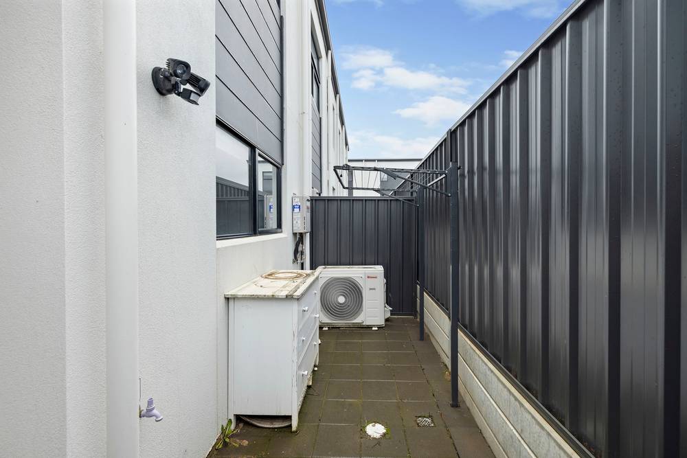 68 Stallion Drive, St Clair, SA 5011