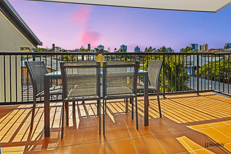 14/72 Dutton Street, COOLANGATTA, QLD 4225