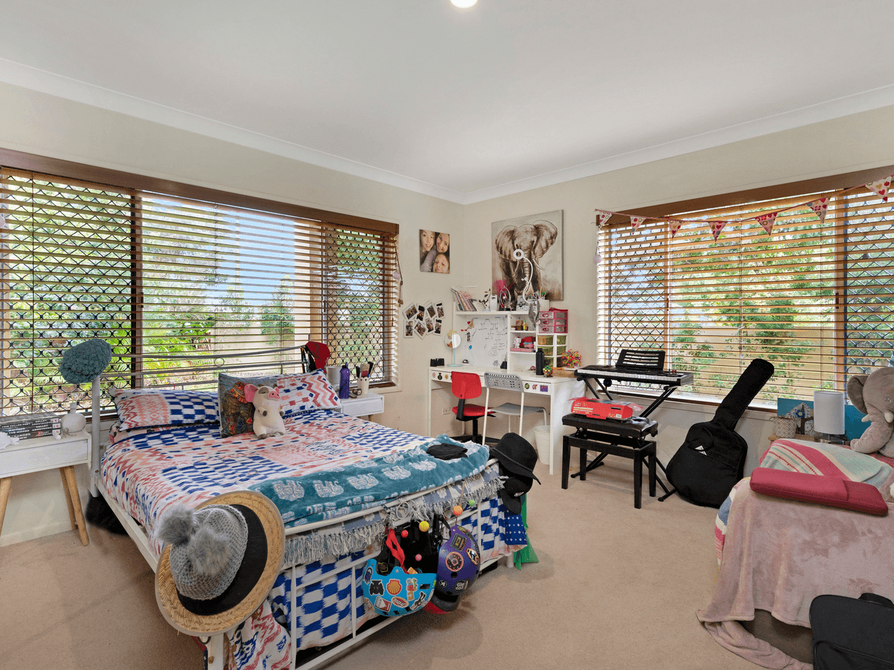 55 Abalone Avenue, PARADISE POINT, QLD 4216