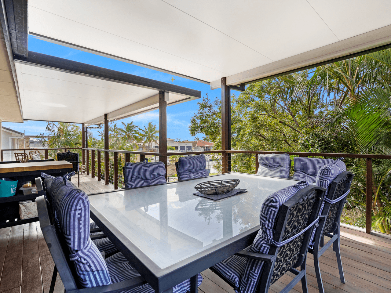 55 Abalone Avenue, PARADISE POINT, QLD 4216