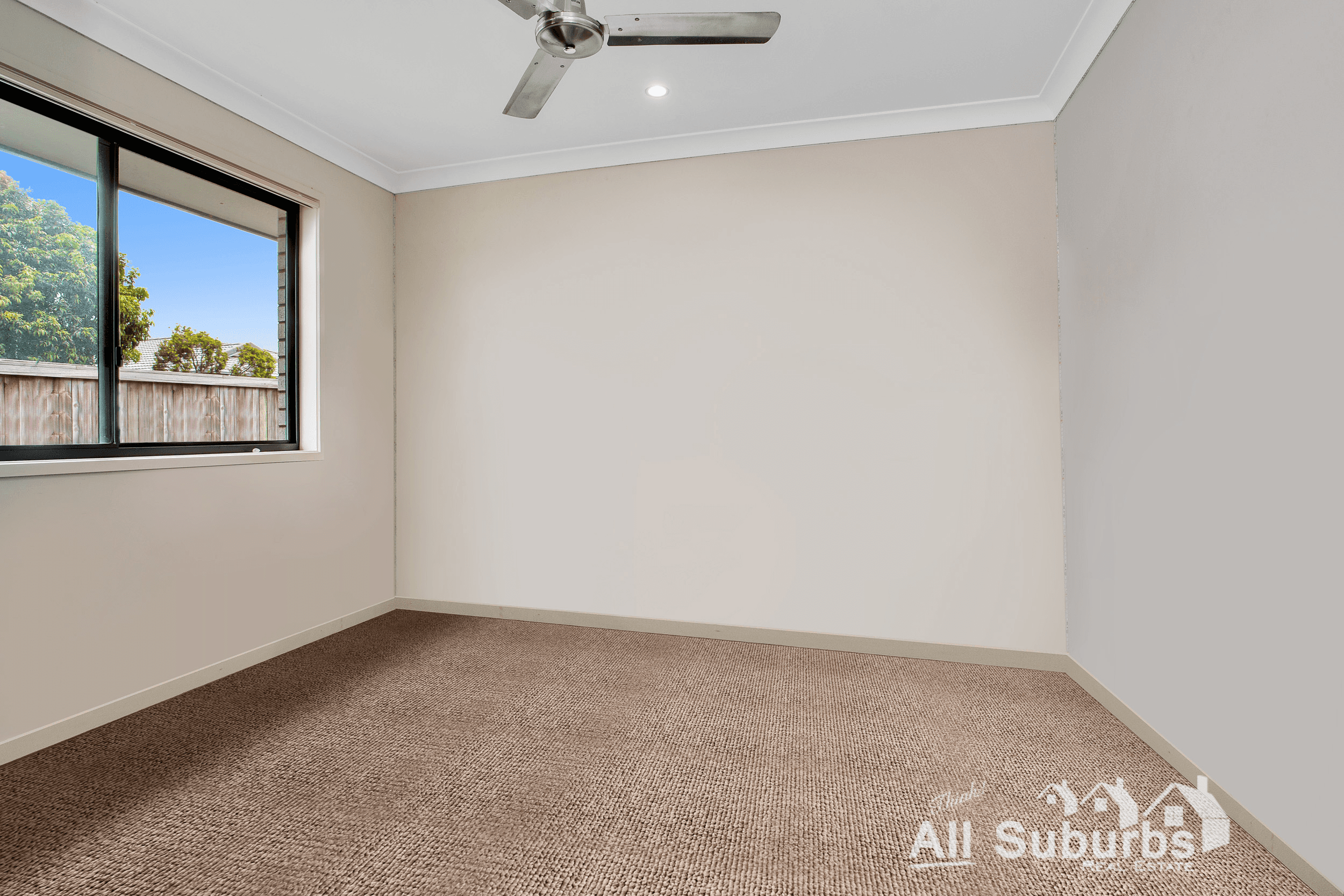 7 Surwold Way, LOGANLEA, QLD 4131