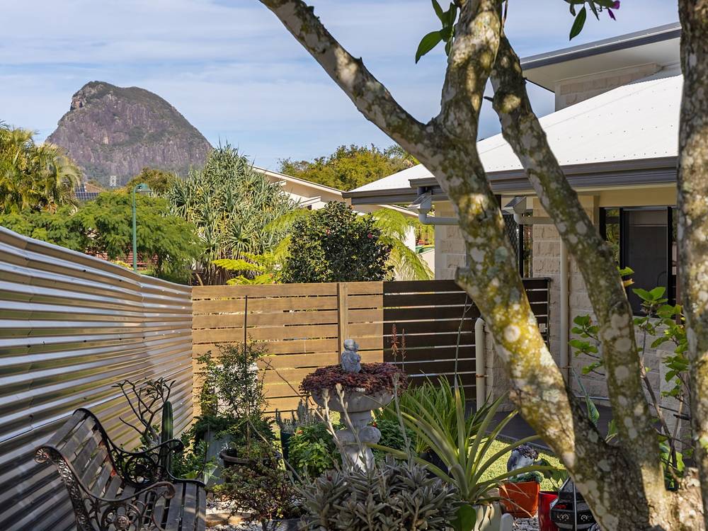 12 Gloria Close, GLASS HOUSE MOUNTAINS, QLD 4518