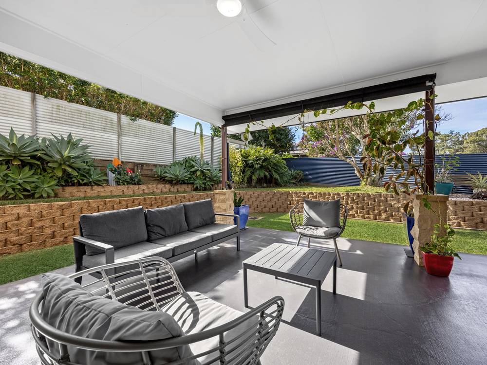 12 Gloria Close, GLASS HOUSE MOUNTAINS, QLD 4518