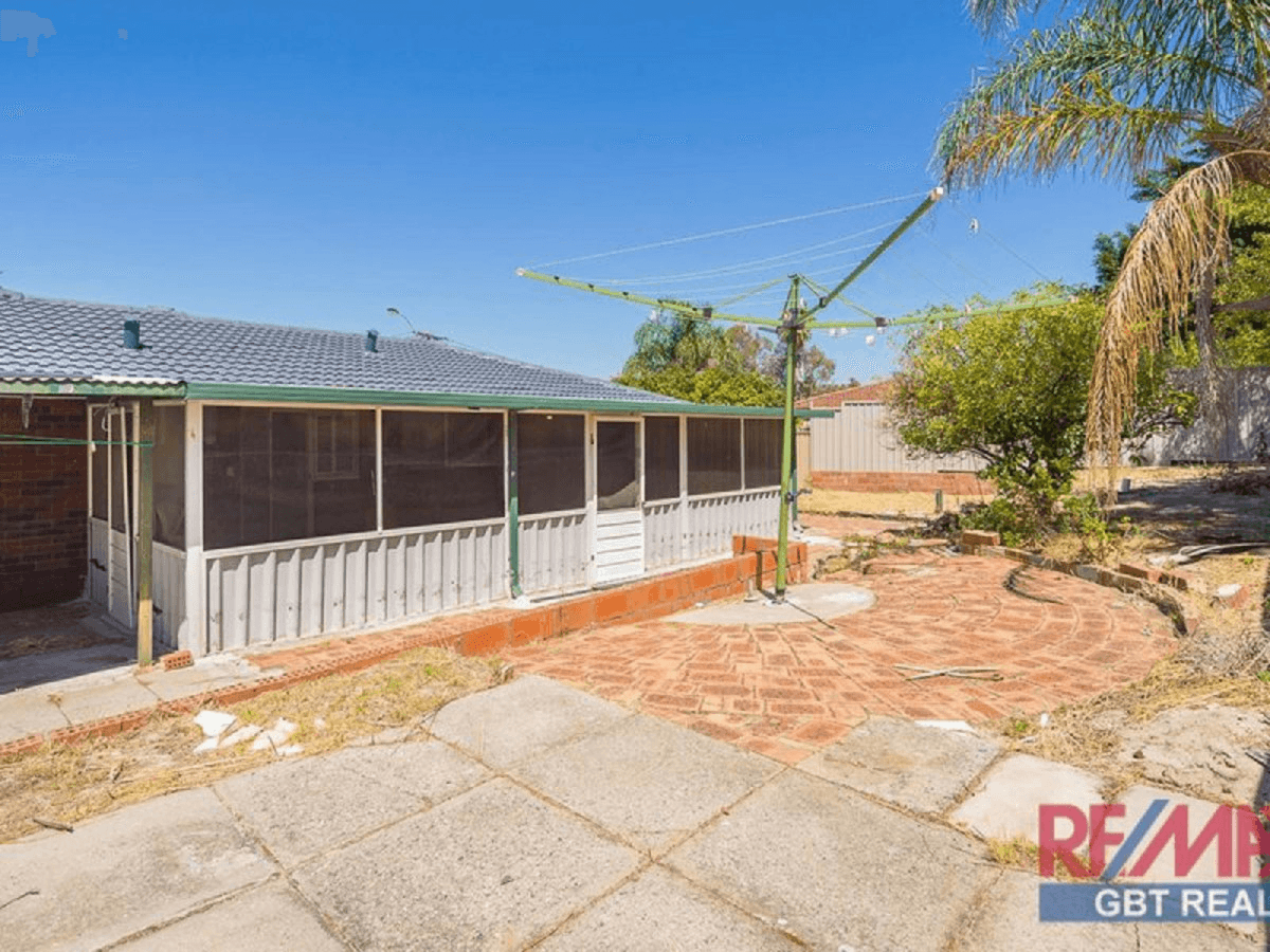 12 Woodford Court, KOONDOOLA, WA 6064