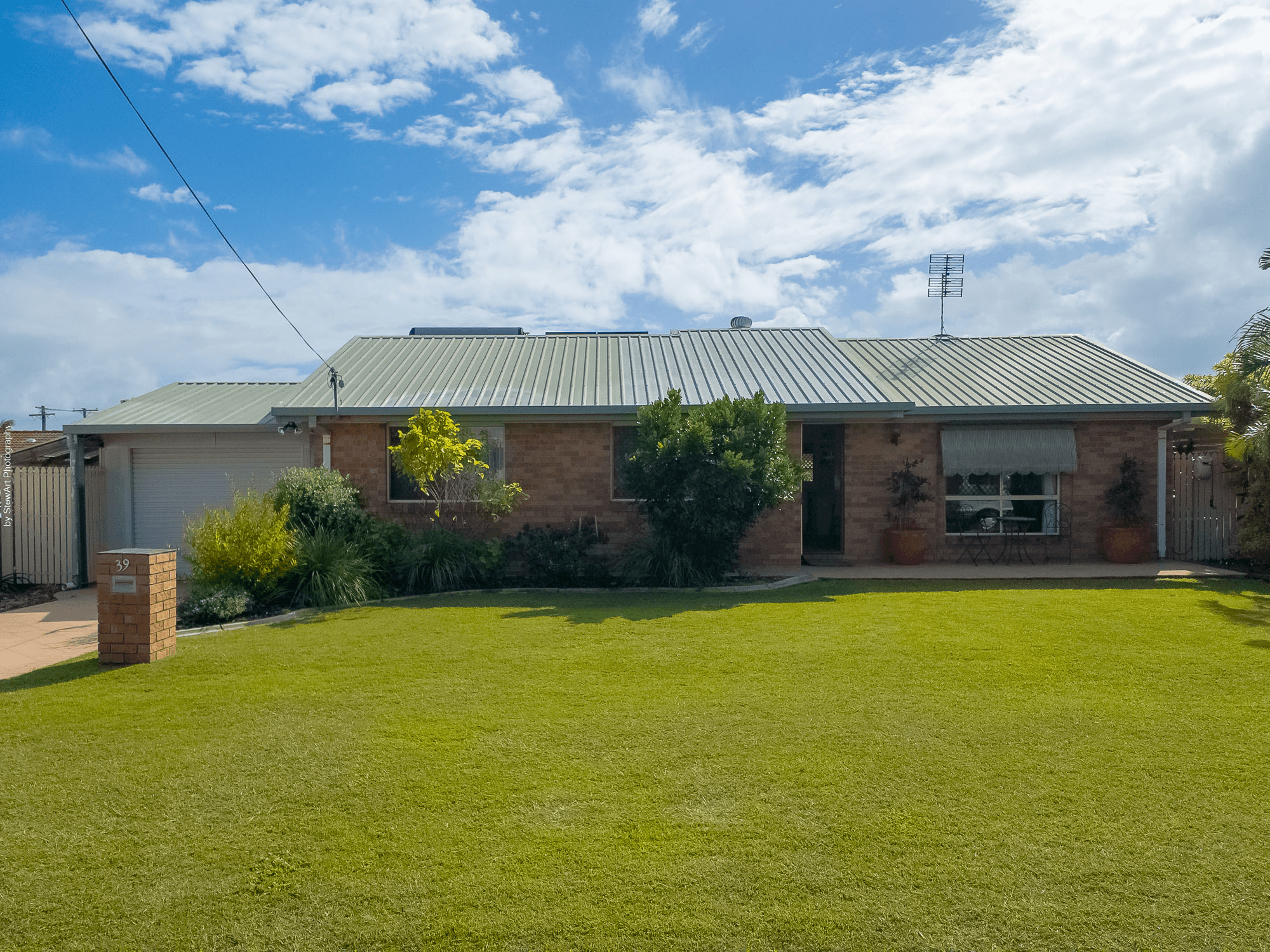 39 Galatea St, Point Vernon, QLD 4655