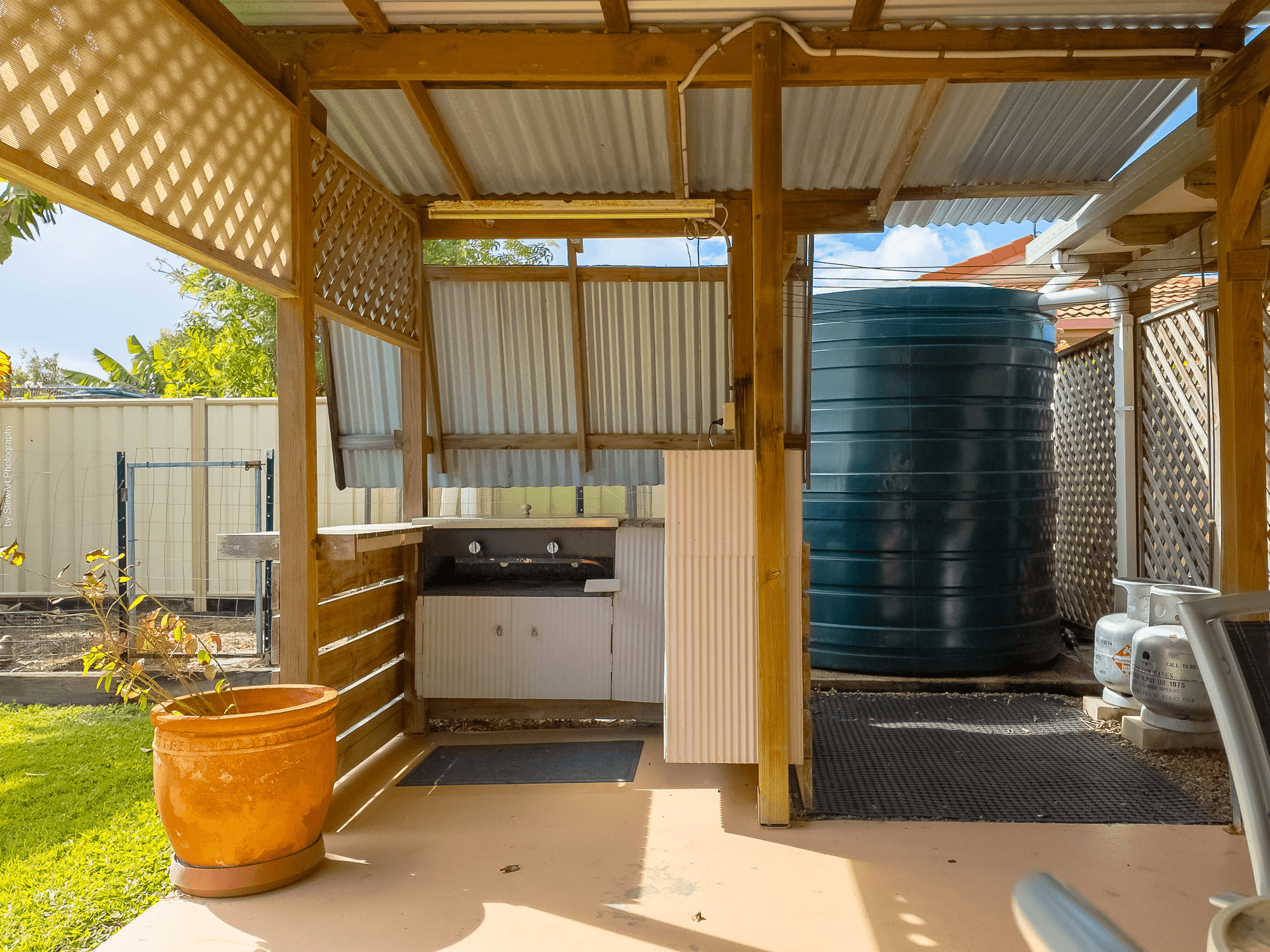 39 Galatea St, Point Vernon, QLD 4655