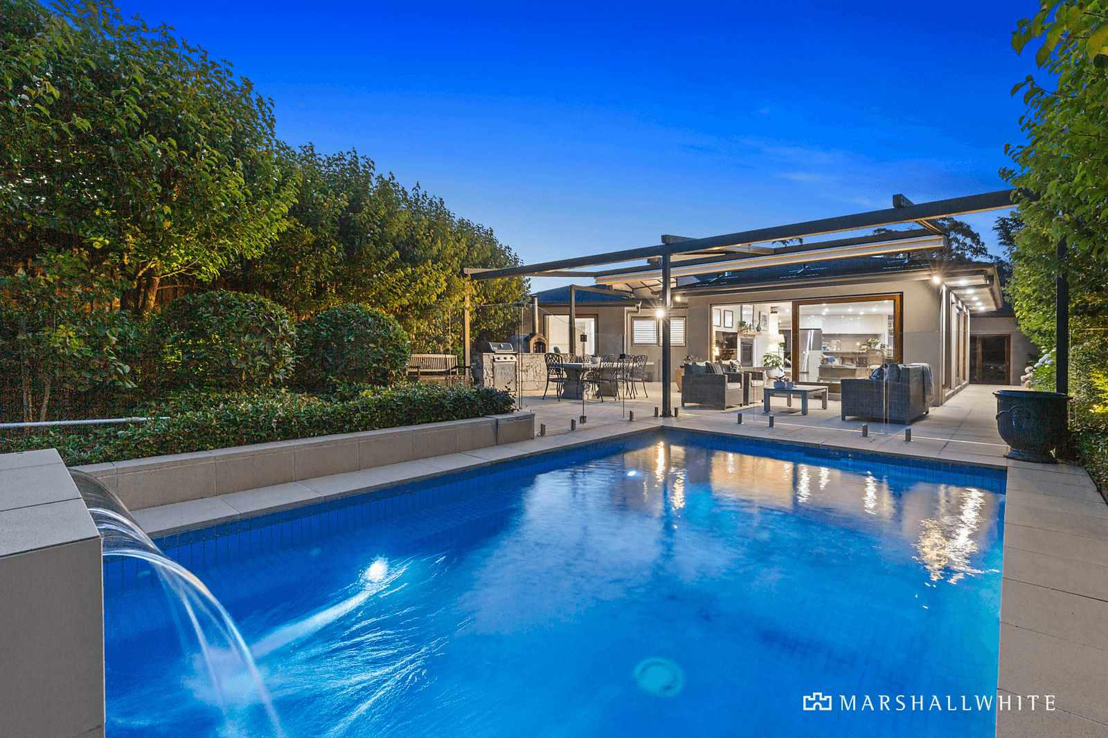 1 Roborough Avenue, Mount Eliza, VIC 3930