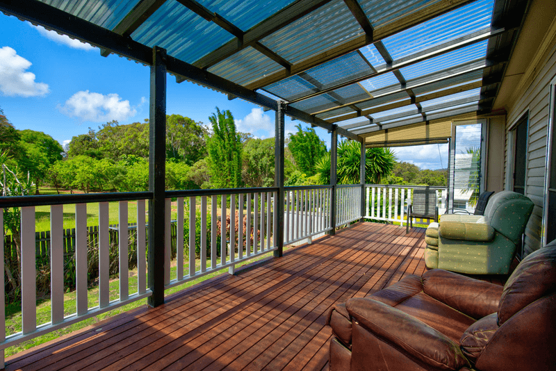 5 Pharlap Street, RUSSELL ISLAND, QLD 4184