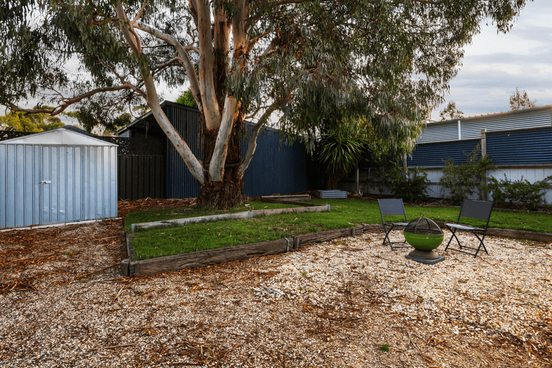 1/43 Dunsford Street, LANCEFIELD, VIC 3435