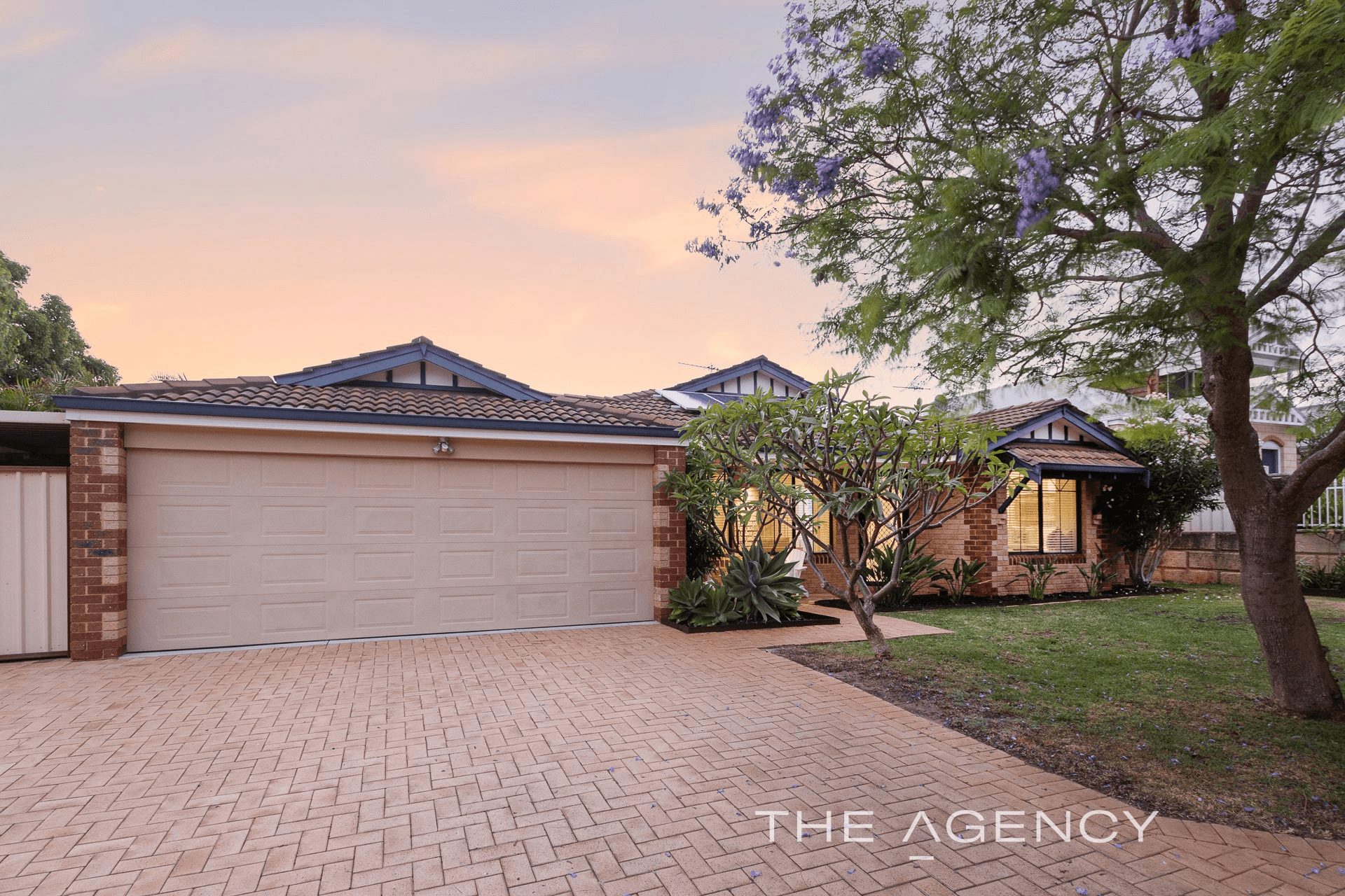 9 Inverell Green, Carramar, WA 6031