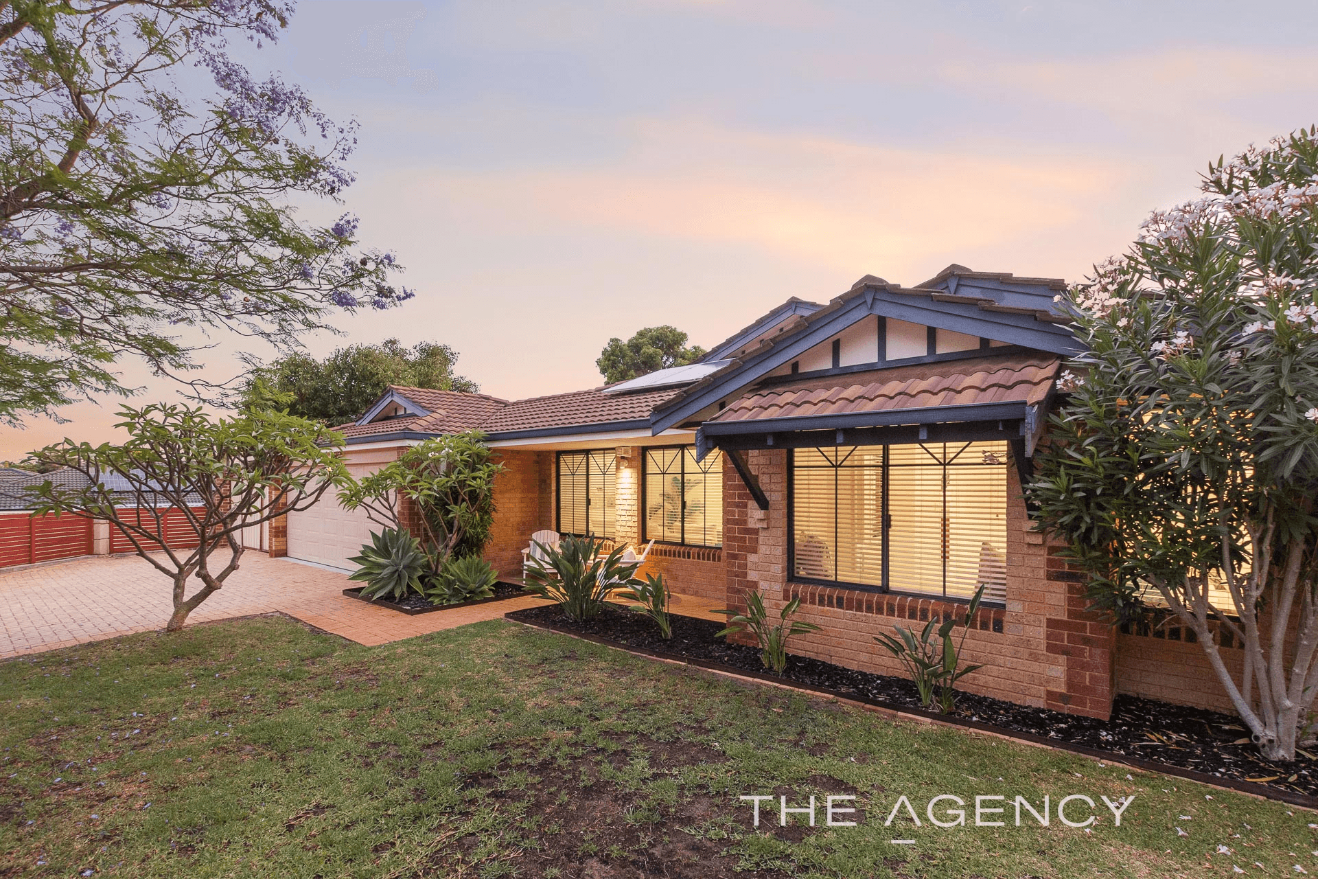 9 Inverell Green, Carramar, WA 6031