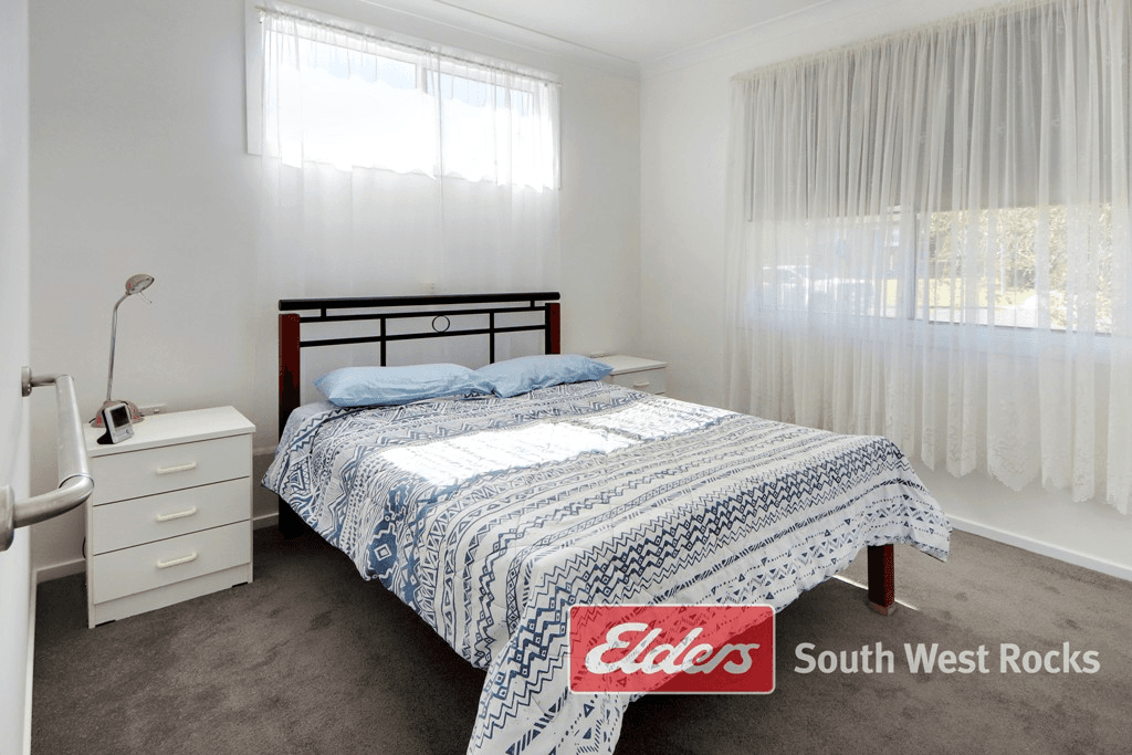 23 CRYSTAL Place, SOUTH WEST ROCKS, NSW 2431