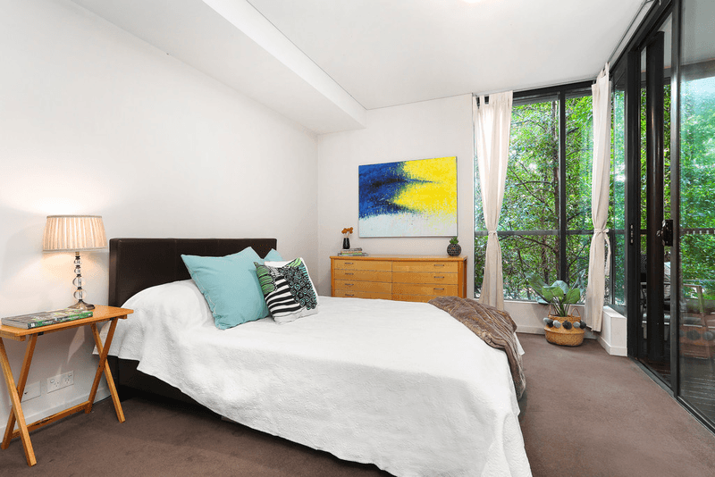 212/1 Sterling Circuit, CAMPERDOWN, NSW 2050