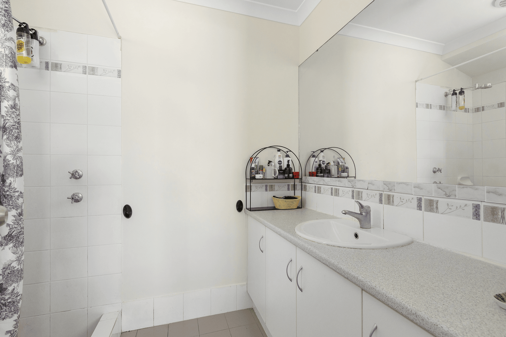26 Bordeaux Parade, PIARA WATERS, WA 6112