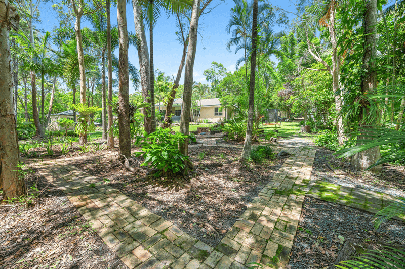 123 Castle Hill Drive North, GAVEN, QLD 4211