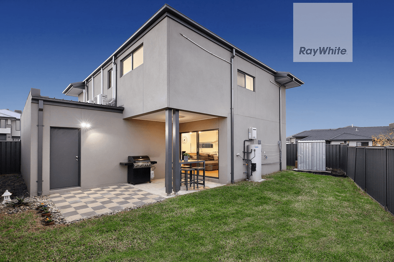 24 Breeze Way, GREENVALE, VIC 3059