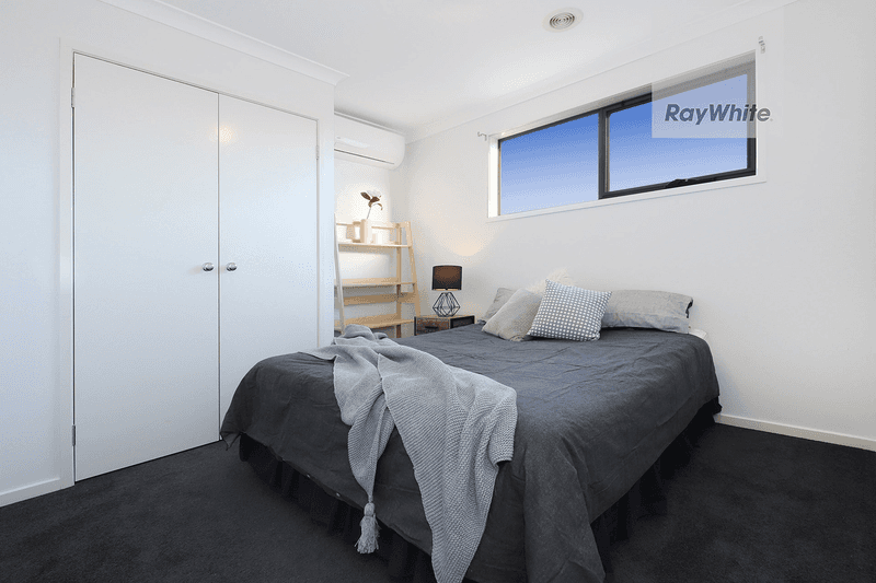 24 Breeze Way, GREENVALE, VIC 3059