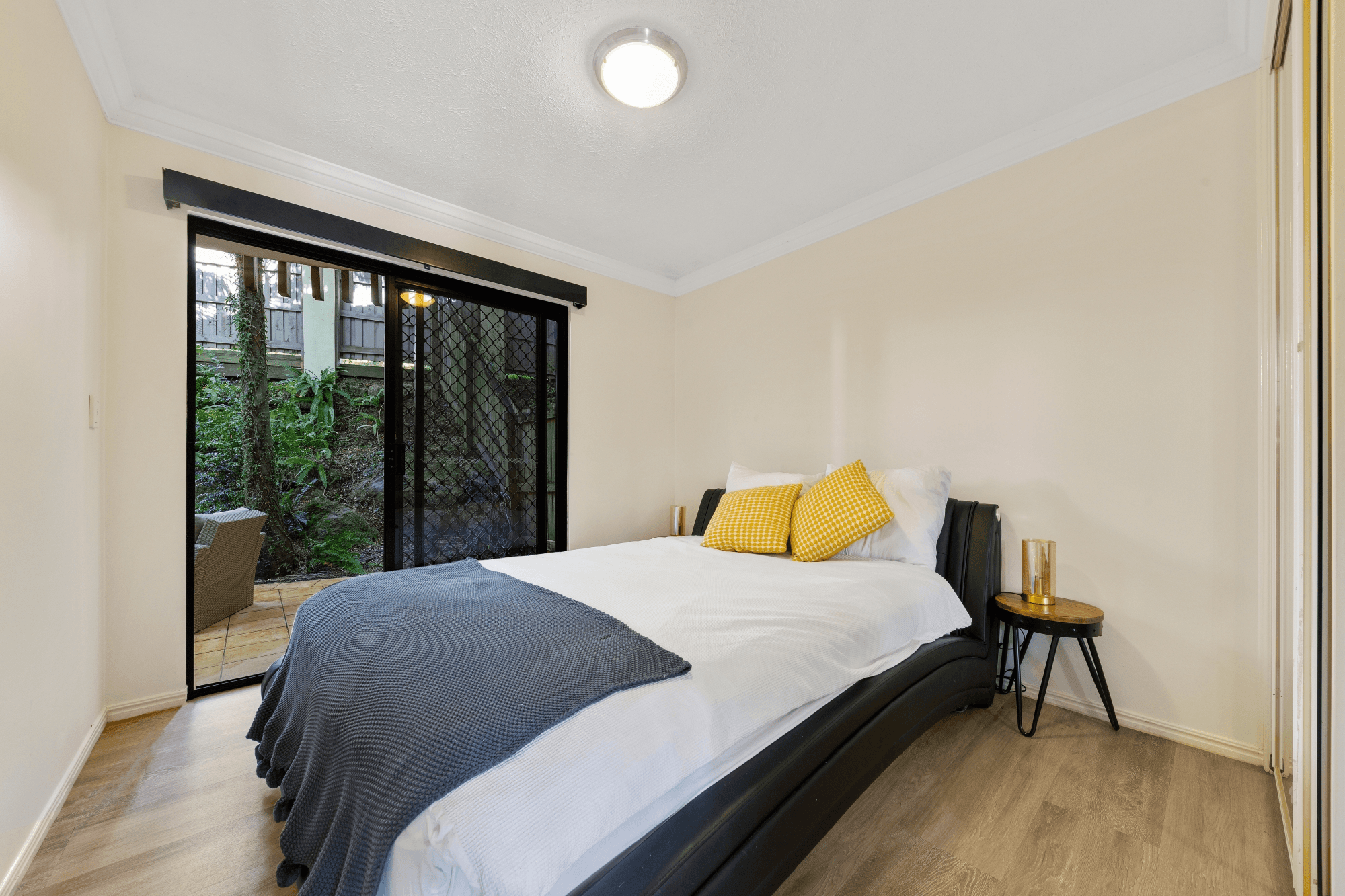 8/182 Carmody Road, St Lucia, QLD 4067
