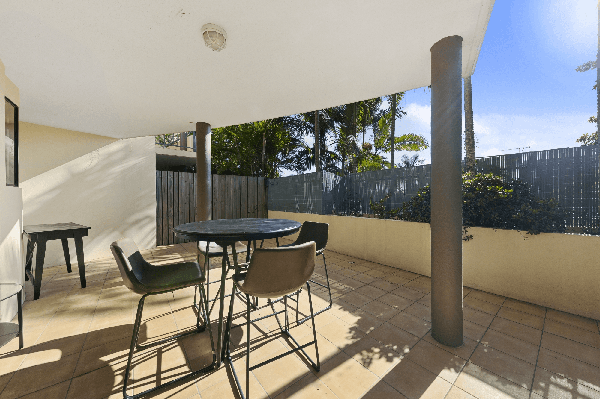 8/182 Carmody Road, St Lucia, QLD 4067