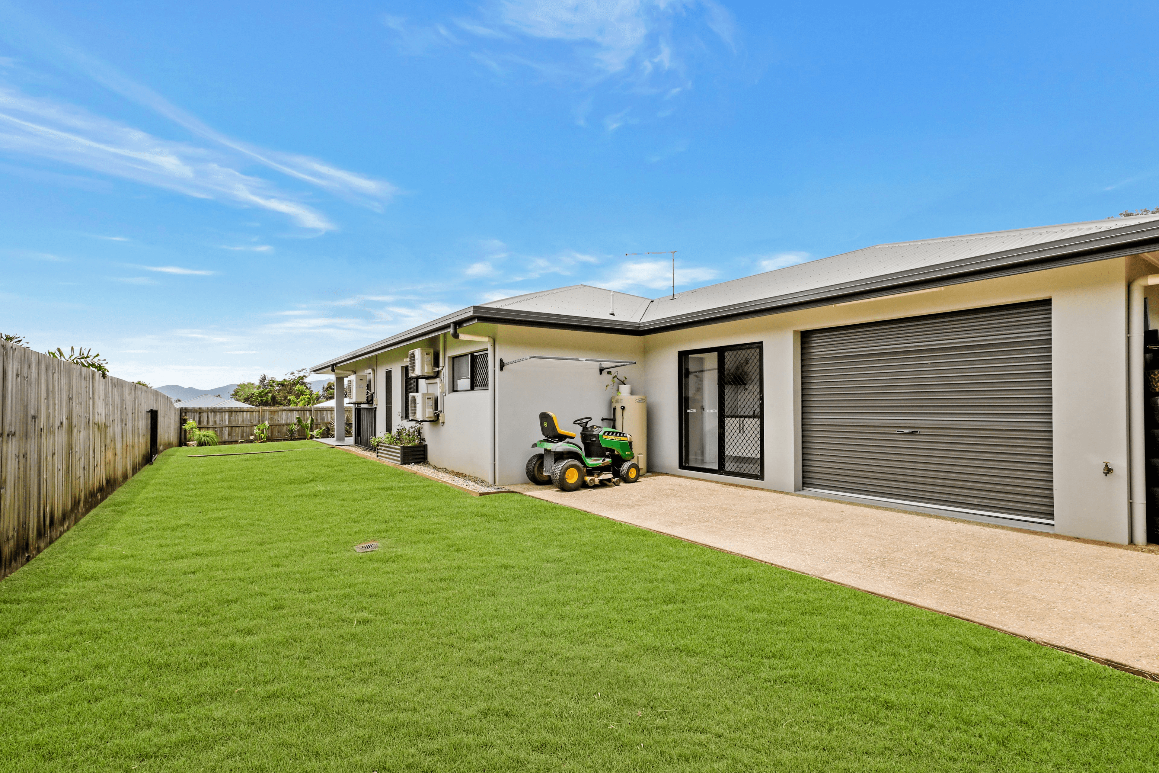 23 Lacebark Crescent, Bentley Park, Qld 4869