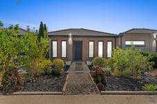 4 Earlsferry Lane, Deer Park, VIC 3023