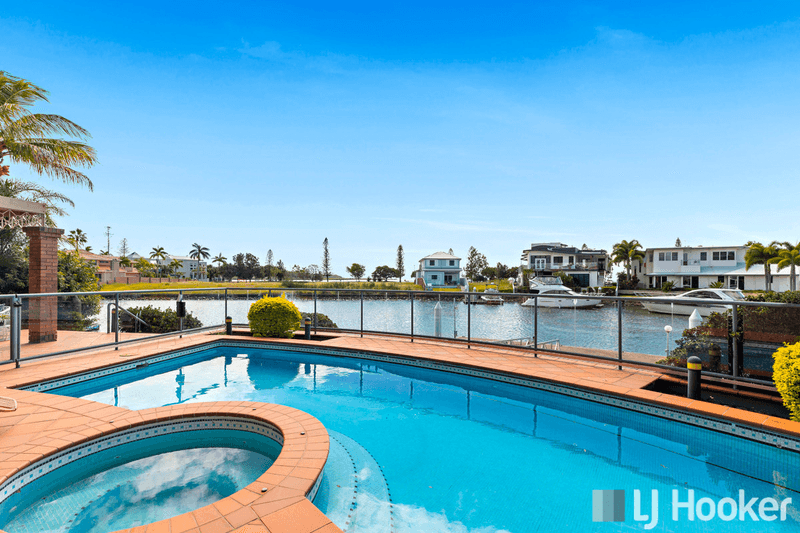 21 Plymouth Court, RABY BAY, QLD 4163