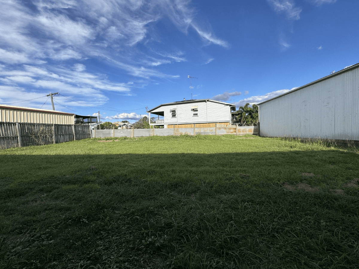 56 Lister Street, MONTO, QLD 4630