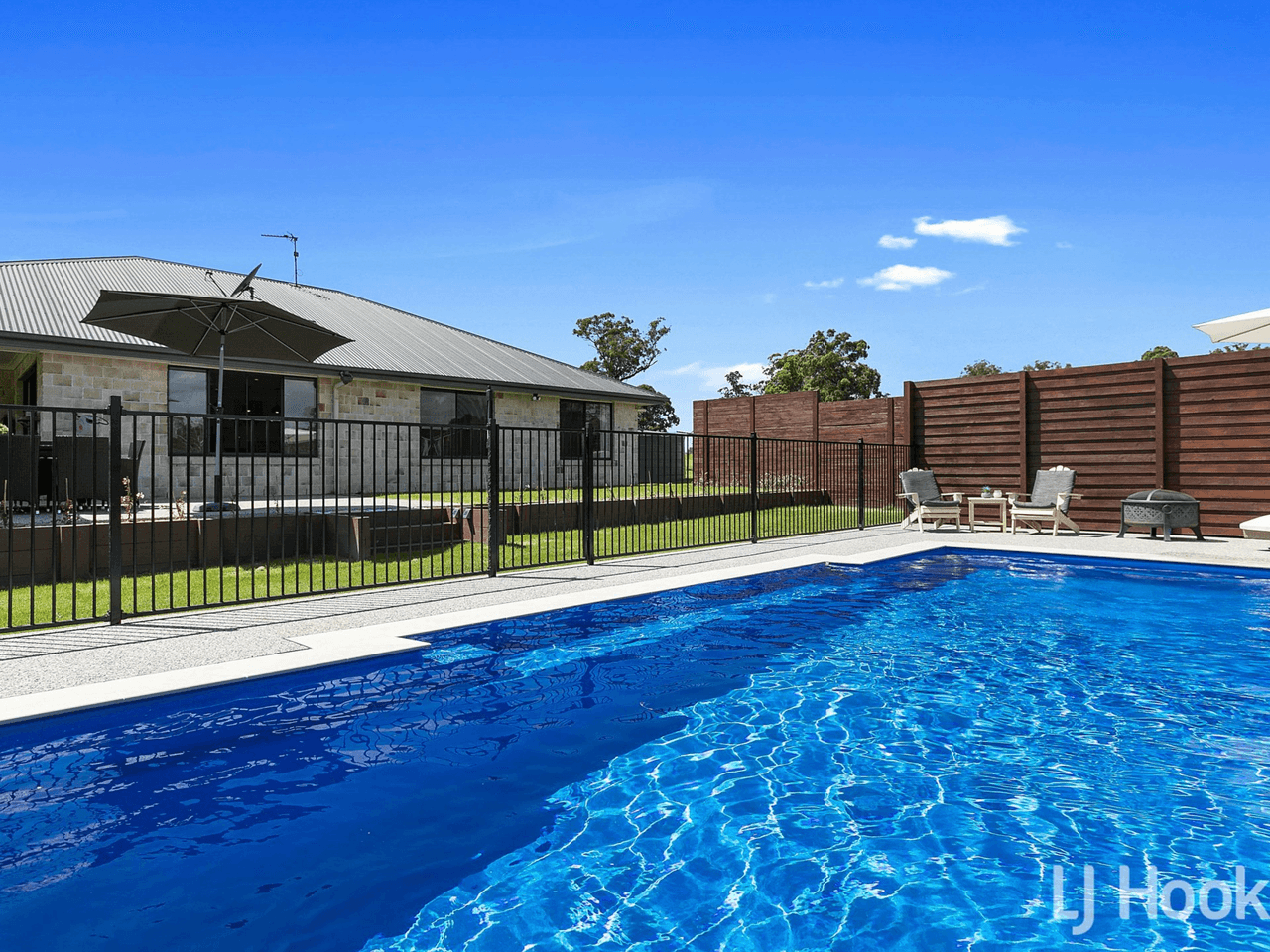 86 Karinya Circuit, SUNSHINE ACRES, QLD 4655